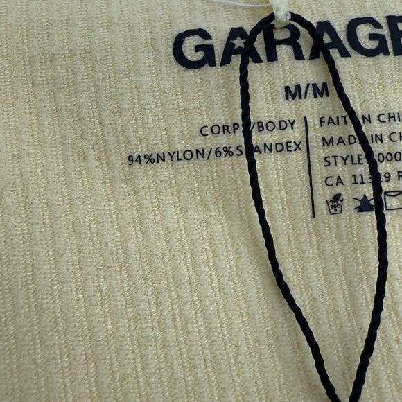 GARAGE Long Sleeve Ribbed Plunge Neck Crop Top Women’s Shirt Size Medium Butter - Picture 5 of 9